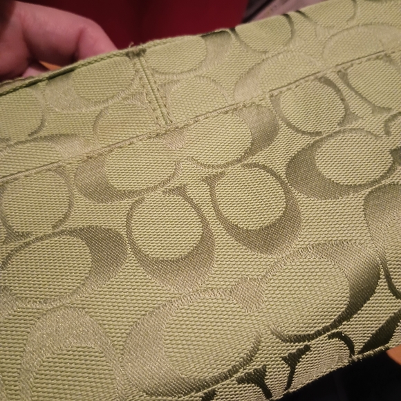 Penelope  Coach 💚💚💚 - Picture 5 of 7